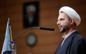 آشنایی مدیران با مبانی دینی و اسلامی ضروری است