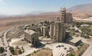 ساخت و نامگذاری میدان شهدای خدمت در مرکز کارخانه تولیدی سیمان خزر