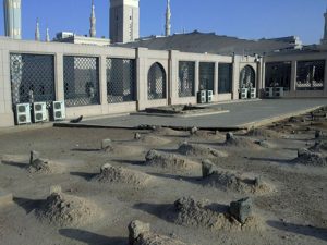 تصویری کمتر دیده شده از مزار مادر حضرت عباس