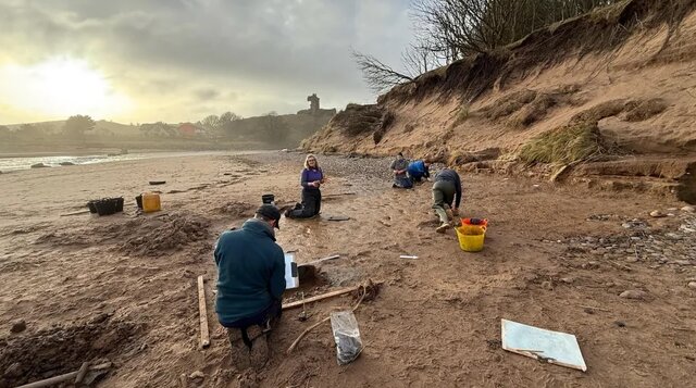 ردِ پای ۲۰۰۰ساله چگونه نجات پیدا کرد؟ 1