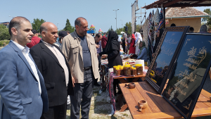 نمایشگاه صنایع دستی و سوغات محلی در آستارا افتتاح شد
